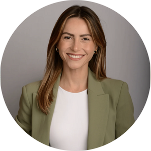 Carolina Schneider, MS, RD Registered Dietitian