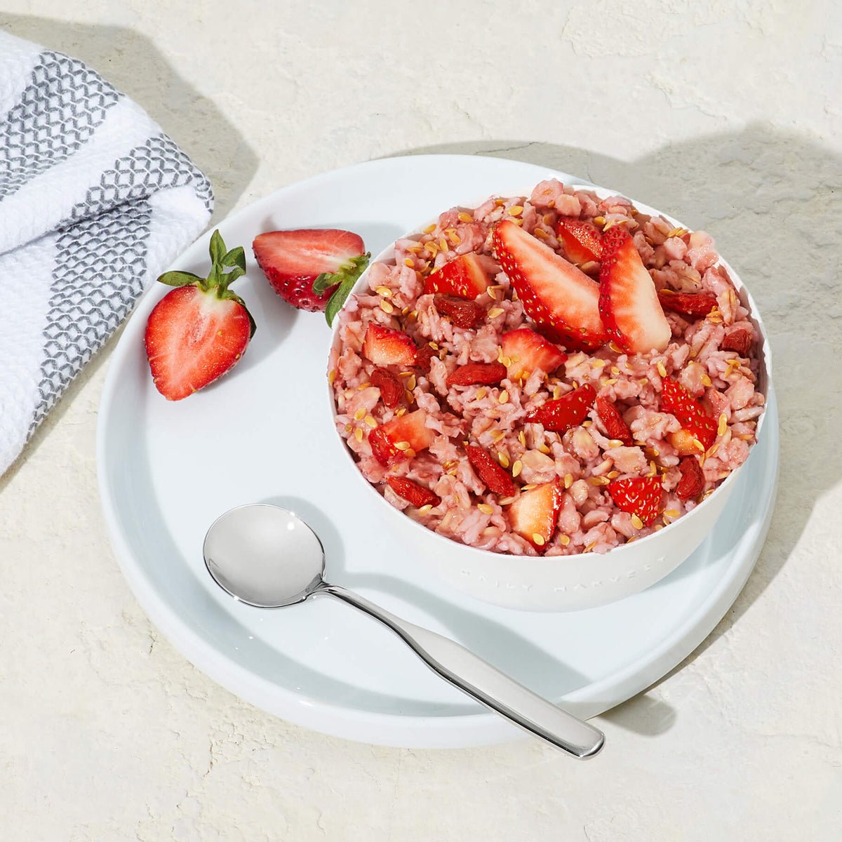 Strawberry + Goji Berry - Daily Harvest